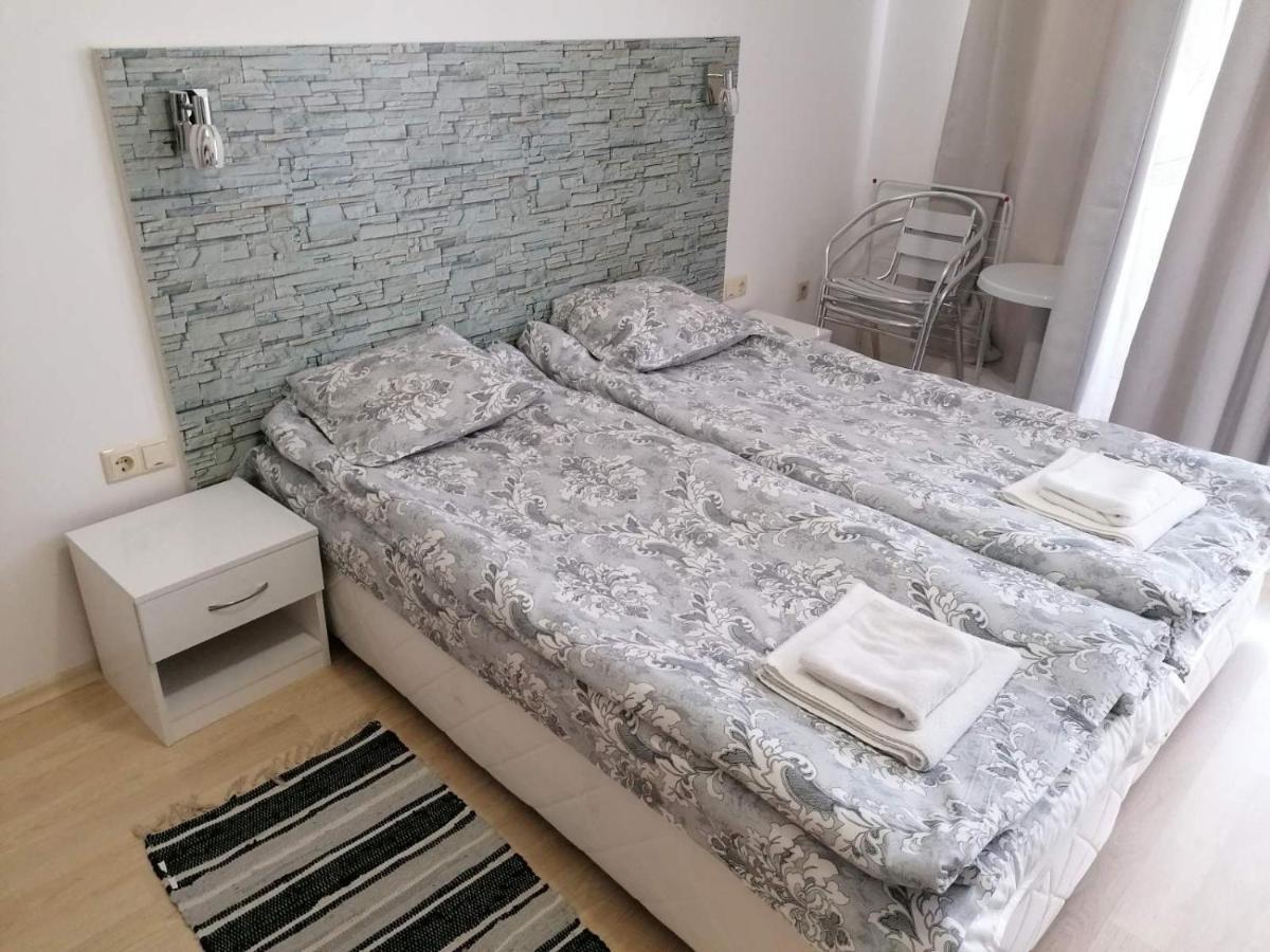Luxury Apartments In St. John Park バンスコ エクステリア 写真