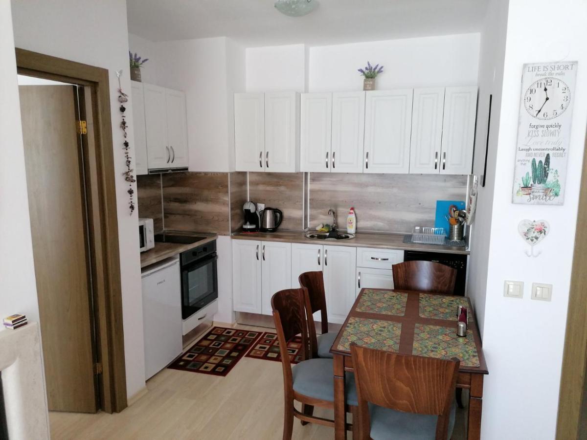 Luxury Apartments In St. John Park バンスコ エクステリア 写真