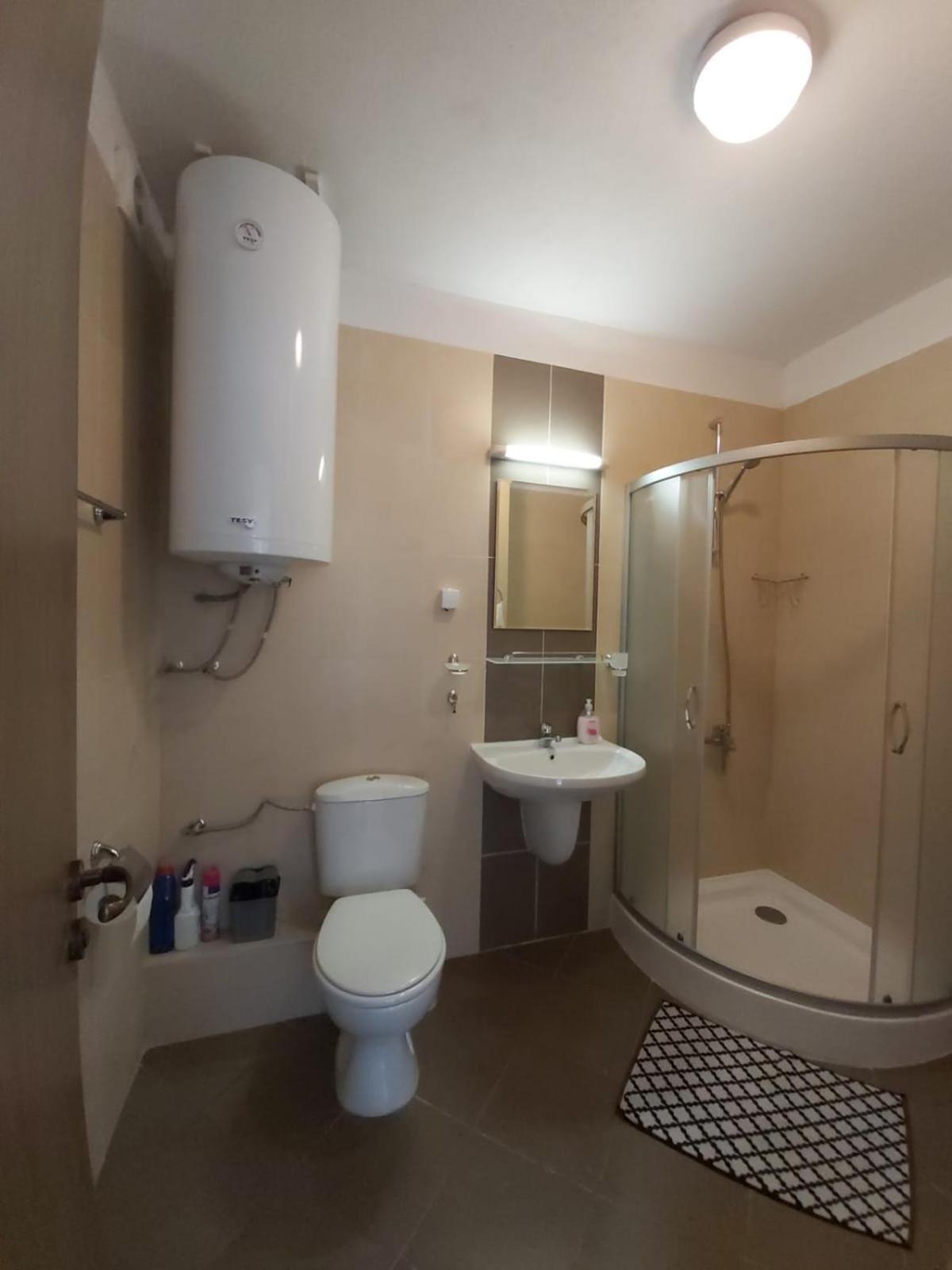 Luxury Apartments In St. John Park バンスコ エクステリア 写真