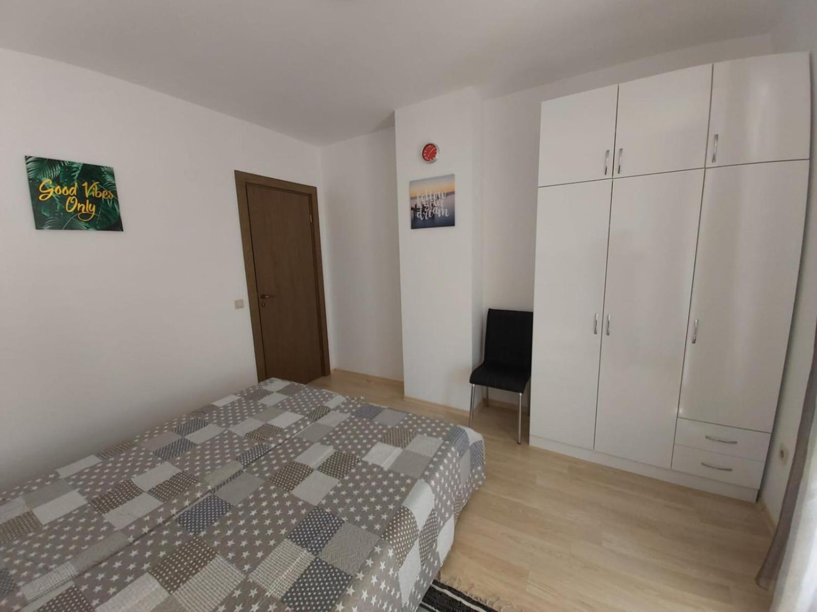 Luxury Apartments In St. John Park バンスコ エクステリア 写真