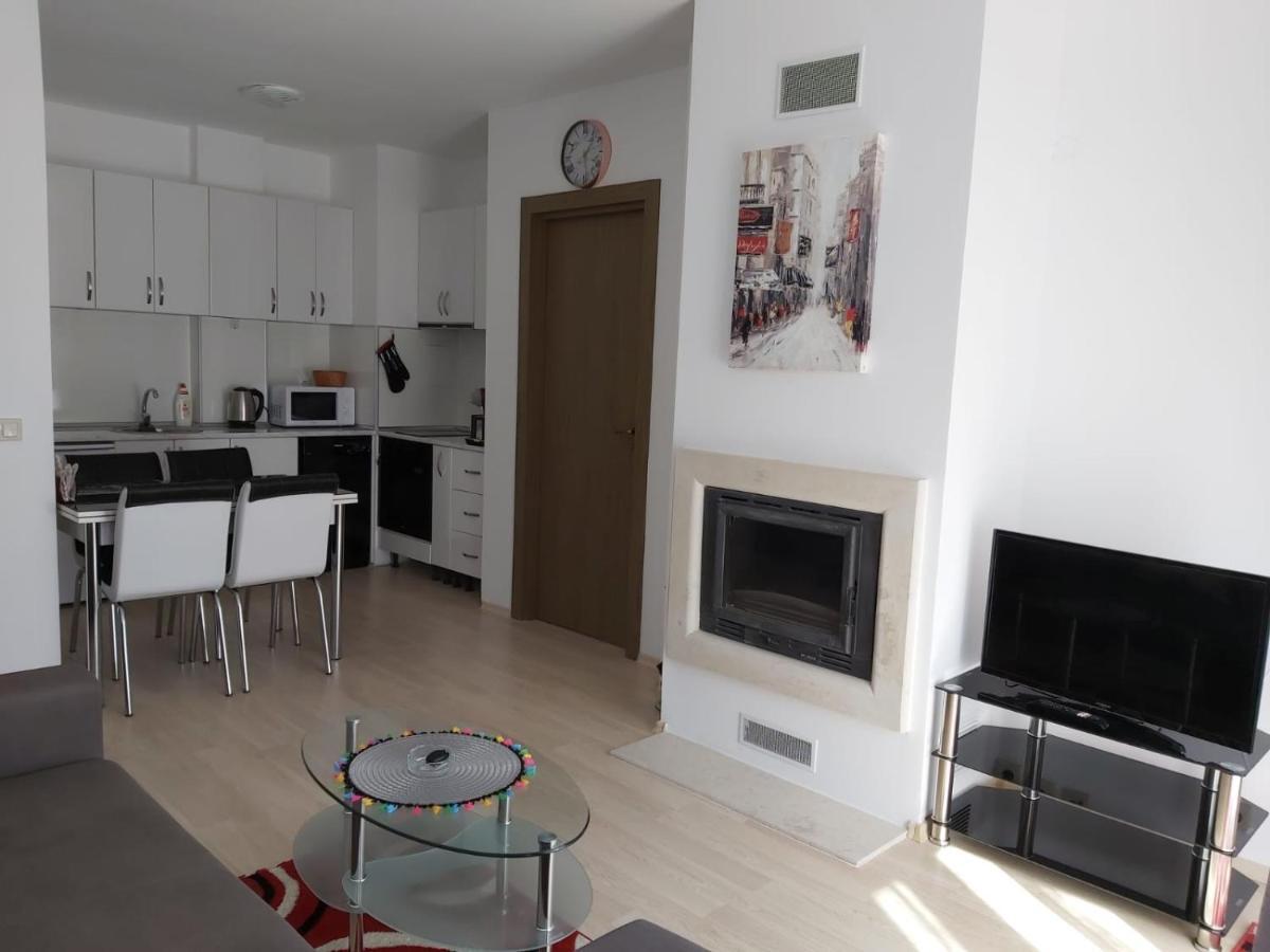 Luxury Apartments In St. John Park バンスコ エクステリア 写真